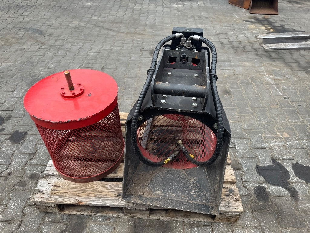 Zeef MS 03 - Bucket for Construction machinery: picture 1 Zeef MS 03 - Bucket for Construction machinery: picture 1