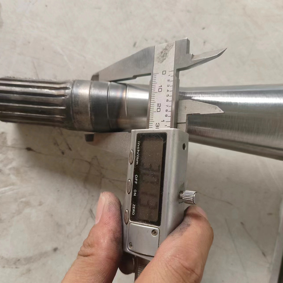 HZM Wheel Loader 34cm Long 18-teeth Half Shaft - Axle and parts for Wheel loader: picture 5 HZM Wheel Loader 34cm Long 18-teeth Half Shaft - Axle and parts for Wheel loader: picture 5