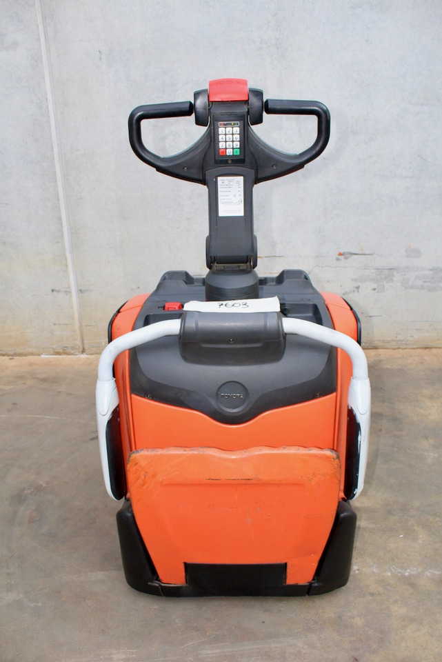 BT LPE 200 - Pallet truck: picture 5 BT LPE 200 - Pallet truck: picture 5