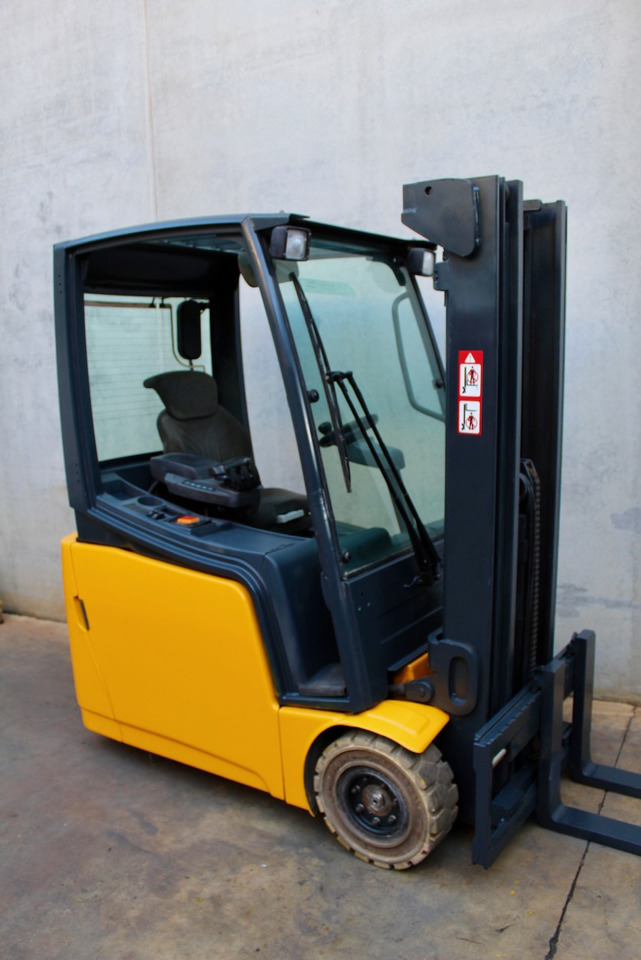 Jungheinrich EFG 216k 450 DZ - Electric forklift: picture 1 Jungheinrich EFG 216k 450 DZ - Electric forklift: picture 1