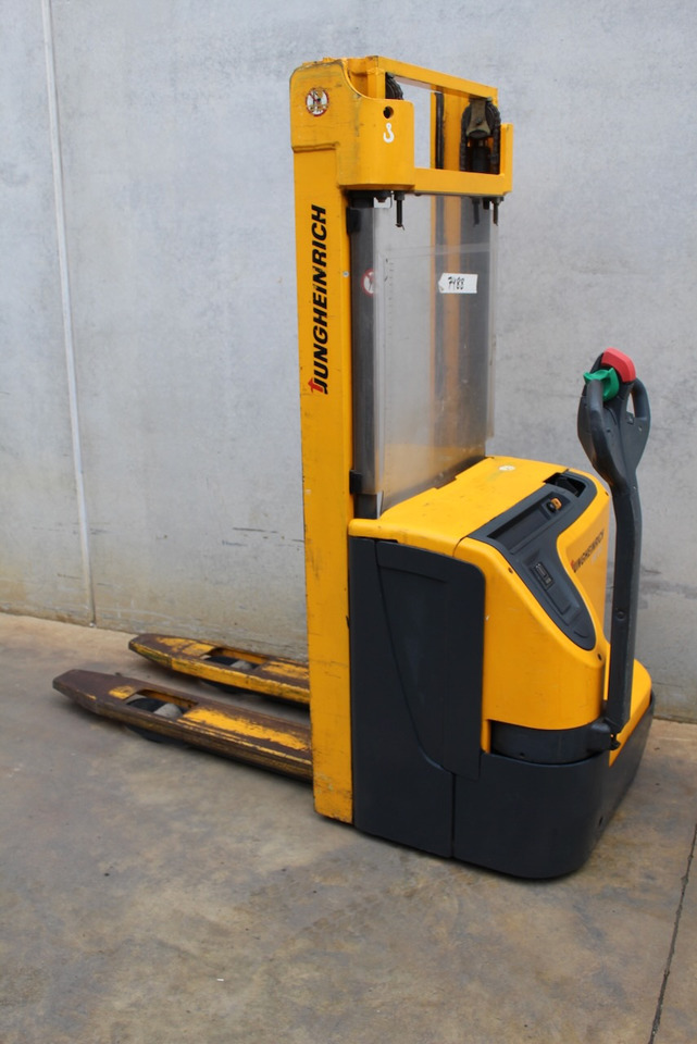 Jungheinrich EJC 212 330 ZT - Stacker: picture 1 Jungheinrich EJC 212 330 ZT - Stacker: picture 1