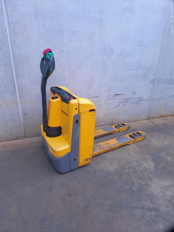 Jungheinrich EJE 118 LI-ION - Pallet truck: picture 3 Jungheinrich EJE 118 LI-ION - Pallet truck: picture 3