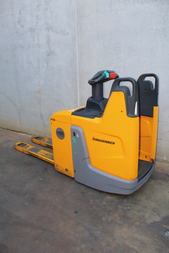 Jungheinrich ERE 120 LI-ION - Pallet truck: picture 1 Jungheinrich ERE 120 LI-ION - Pallet truck: picture 1