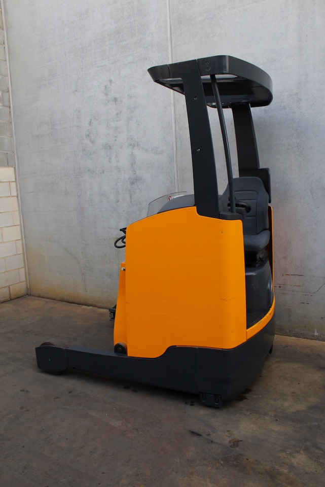 Jungheinrich ETV 214 902 DZ - Reach truck: picture 4 Jungheinrich ETV 214 902 DZ - Reach truck: picture 4
