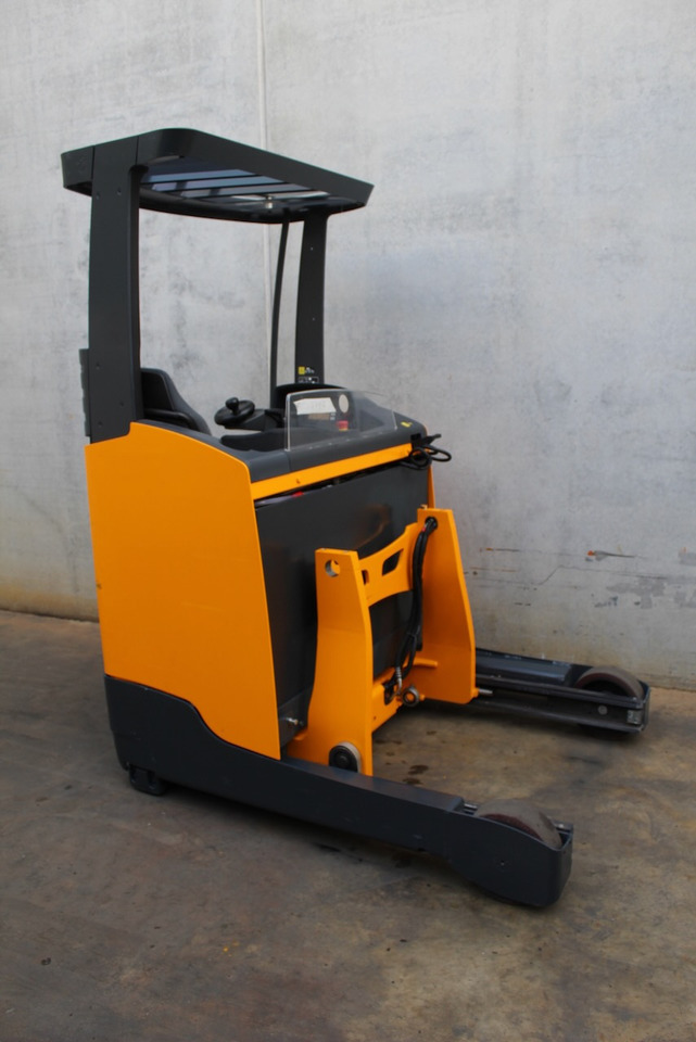 Jungheinrich ETV 214 902 DZ - Reach truck: picture 1 Jungheinrich ETV 214 902 DZ - Reach truck: picture 1