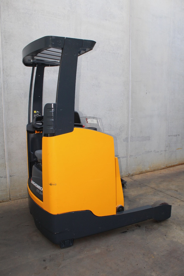 Jungheinrich ETV 214 902 DZ - Reach truck: picture 2 Jungheinrich ETV 214 902 DZ - Reach truck: picture 2