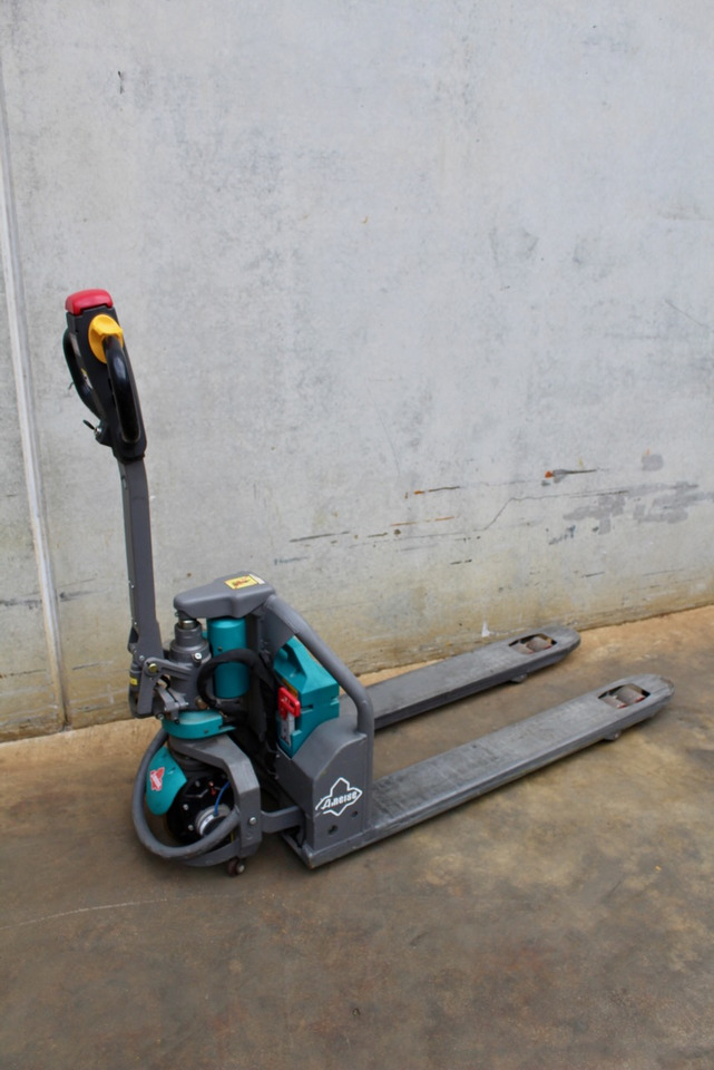 Jungheinrich PTE 1.3 LI-ION - Pallet truck: picture 3 Jungheinrich PTE 1.3 LI-ION - Pallet truck: picture 3