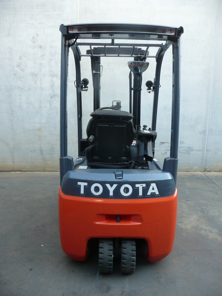 Electric forklift Toyota 8FBE15T: picture 6