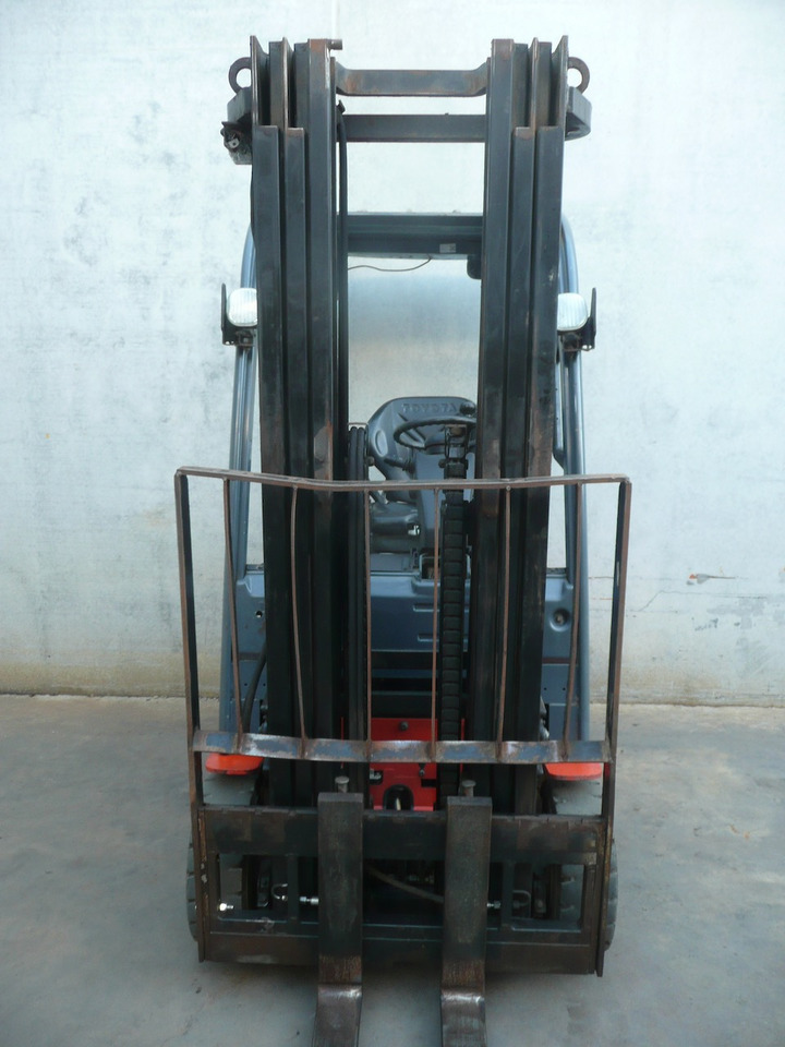 Toyota 8FBE16T - Electric forklift: picture 5 Toyota 8FBE16T - Electric forklift: picture 5