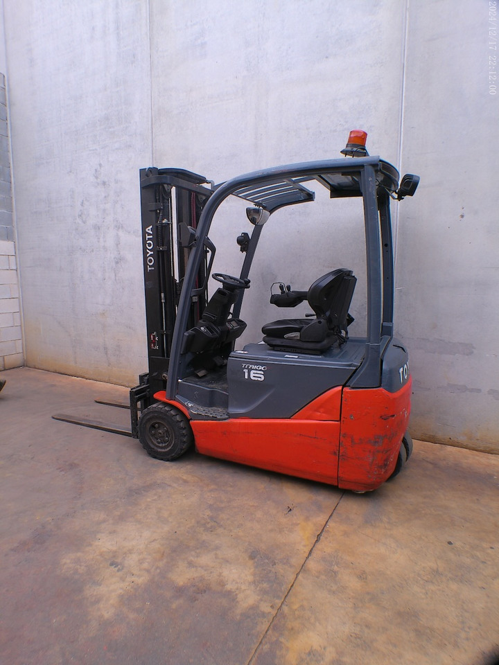 Toyota 8FBE16T - Electric forklift: picture 4 Toyota 8FBE16T - Electric forklift: picture 4
