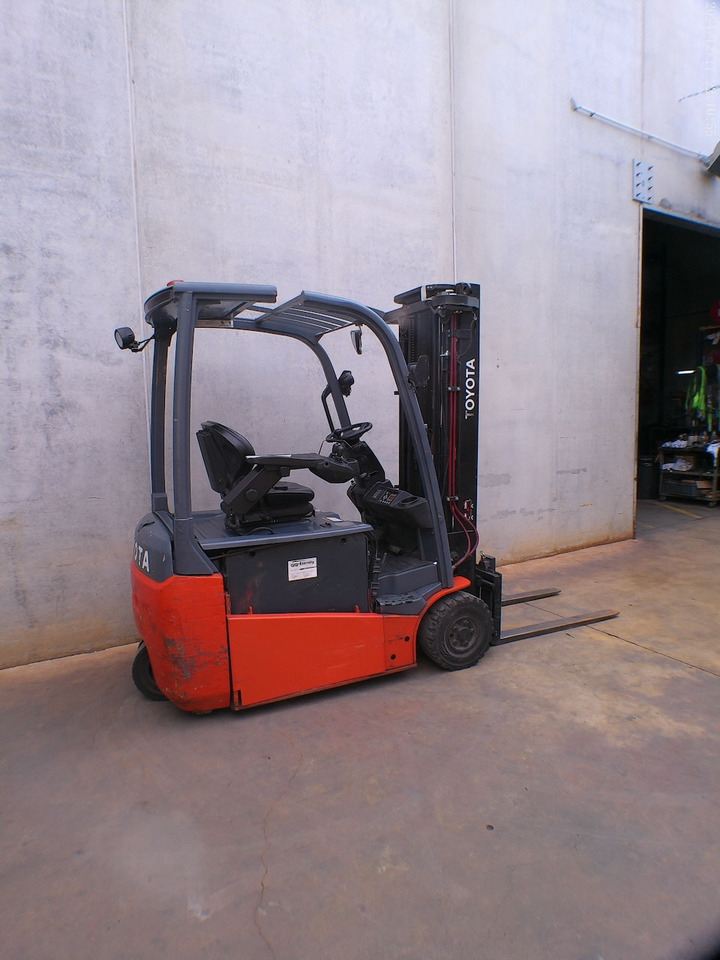 Toyota 8FBE16T - Electric forklift: picture 2 Toyota 8FBE16T - Electric forklift: picture 2