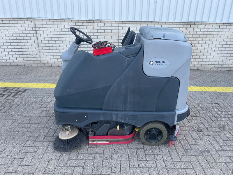 Nilfisk SC 6500 1100C - Scrubber dryer: picture 2 Nilfisk SC 6500 1100C - Scrubber dryer: picture 2