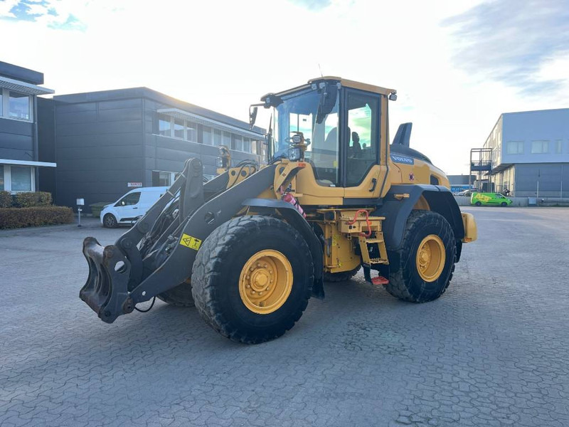 Volvo L 60 H - Wheel loader: picture 1 Volvo L 60 H - Wheel loader: picture 1