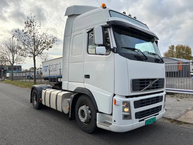 Volvo FH 12.420 E3 4x2T Globetrotter 720.000km!! Analog tacho MOT 06-2026 Tipper - WF hydr. - Tractor unit: picture 3 Volvo FH 12.420 E3 4x2T Globetrotter 720.000km!! Analog tacho MOT 06-2026 Tipper - WF hydr. - Tractor unit: picture 3