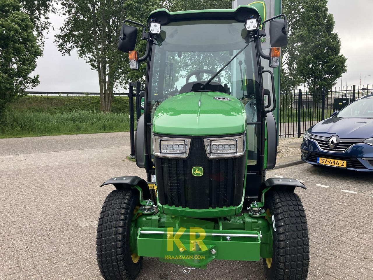 New Compact tractor 3039R John Deere: picture 13