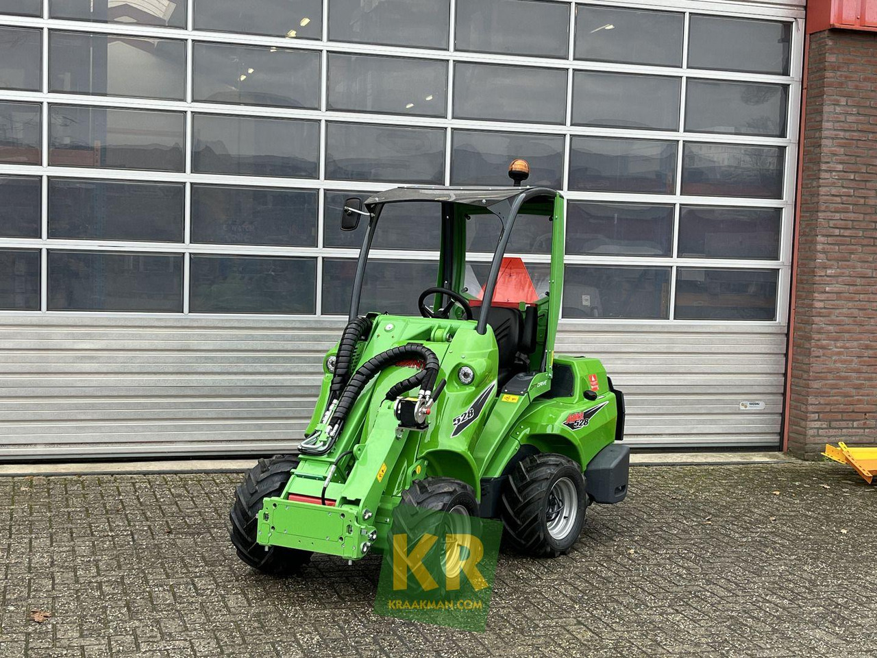 528 TDL Avant - Telescopic wheel loader: picture 3 528 TDL Avant - Telescopic wheel loader: picture 3