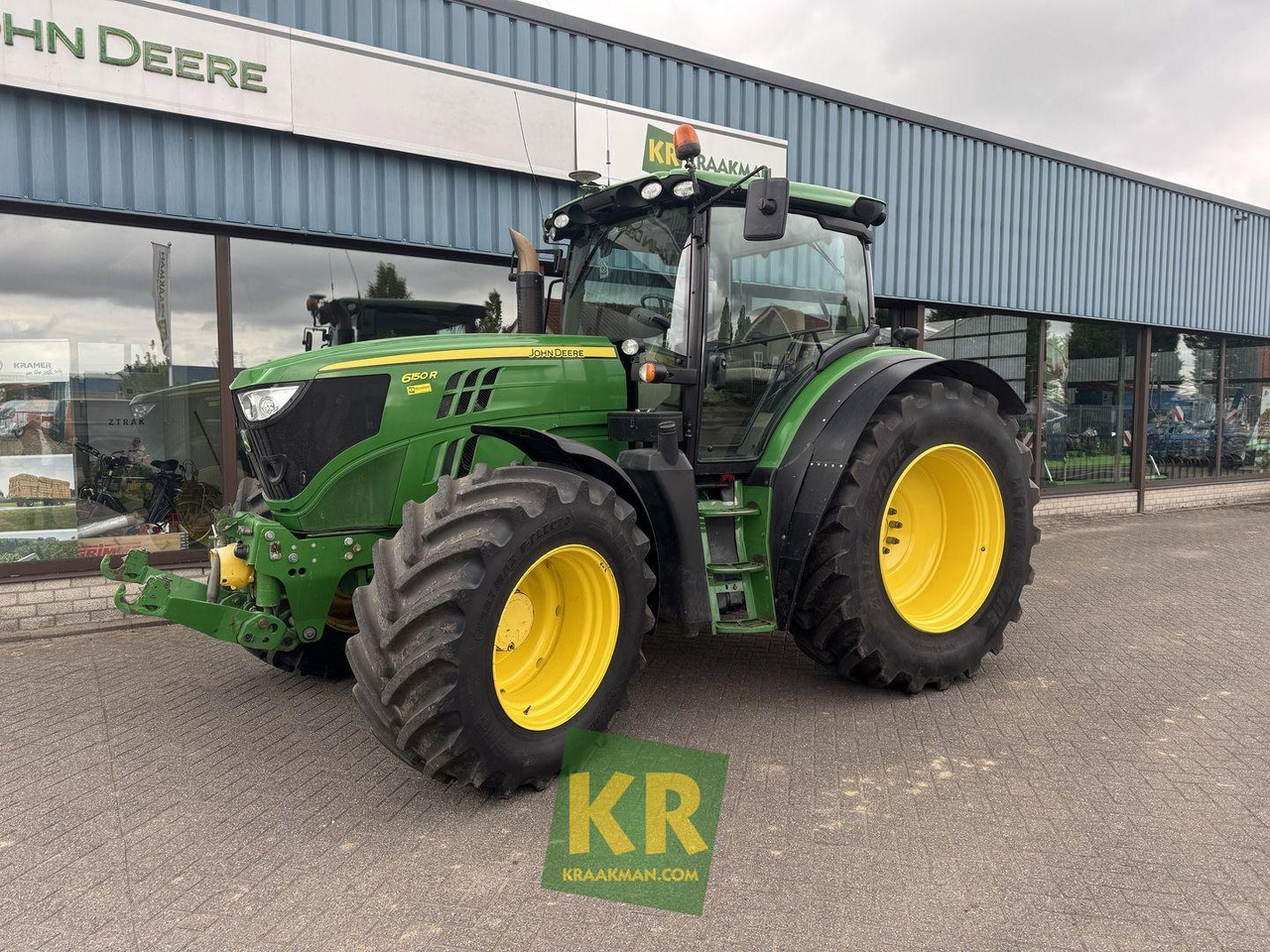 6150R John Deere - Farm tractor: picture 1 6150R John Deere - Farm tractor: picture 1