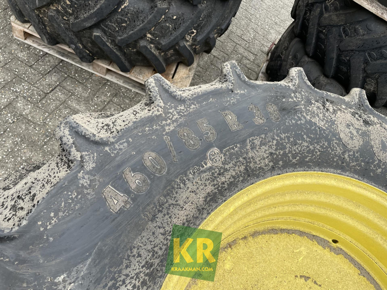 Continental Banden Continental - Wheel and tire package for Agricultural machinery: picture 4 Continental Banden Continental - Wheel and tire package for Agricultural machinery: picture 4