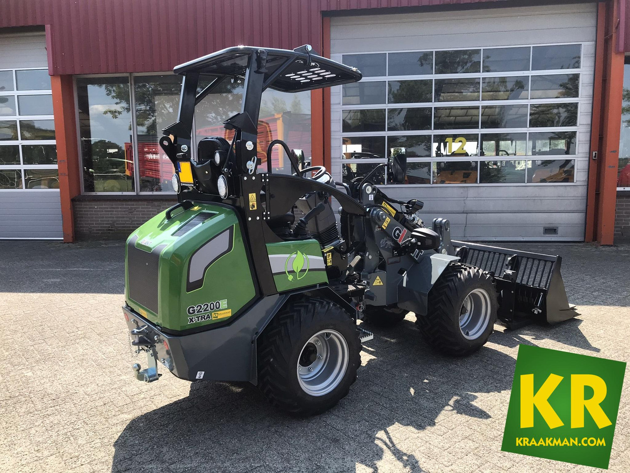G2200E Giant - Compact loader: picture 3 G2200E Giant - Compact loader: picture 3