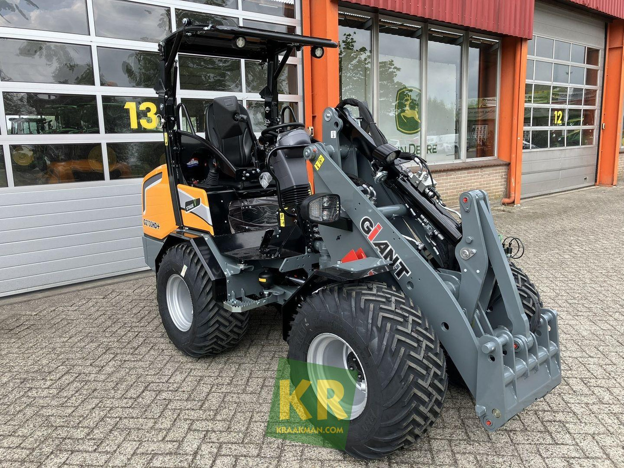 G2700 HD Giant - Compact loader: picture 2 G2700 HD Giant - Compact loader: picture 2