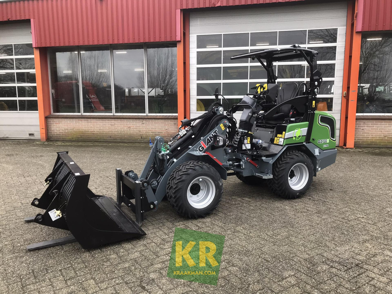 Giant G2700E - Compact loader: picture 1 Giant G2700E - Compact loader: picture 1