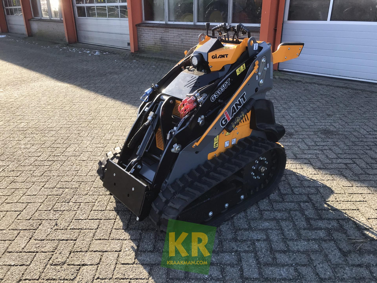 Giant GS950T - Skid steer loader: picture 1 Giant GS950T - Skid steer loader: picture 1