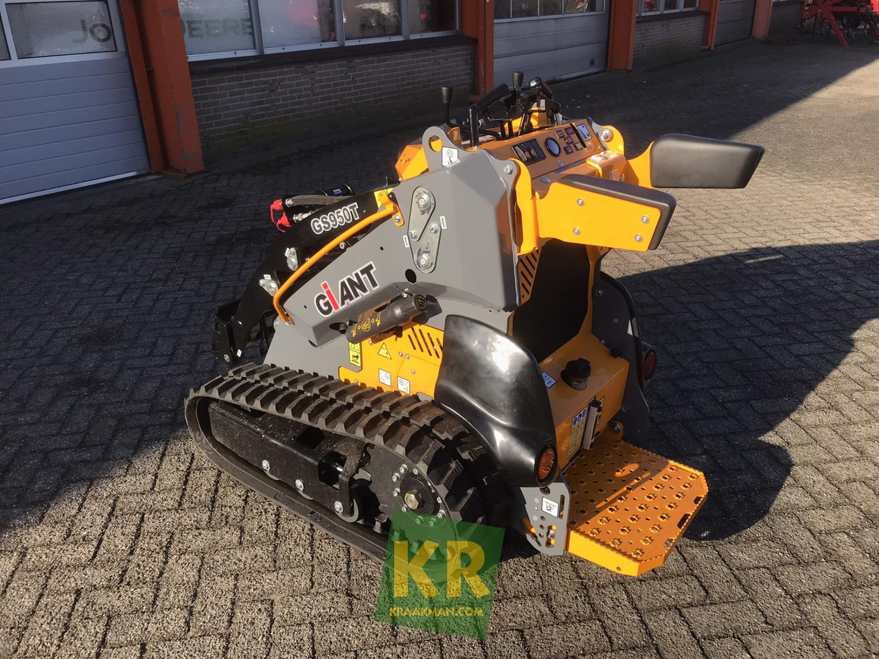 Giant GS950T - Skid steer loader: picture 2 Giant GS950T - Skid steer loader: picture 2