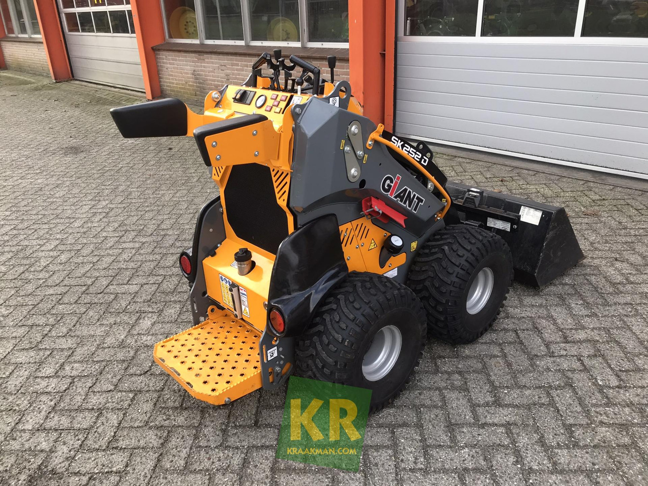 Giant SK252D - Compact loader: picture 4 Giant SK252D - Compact loader: picture 4