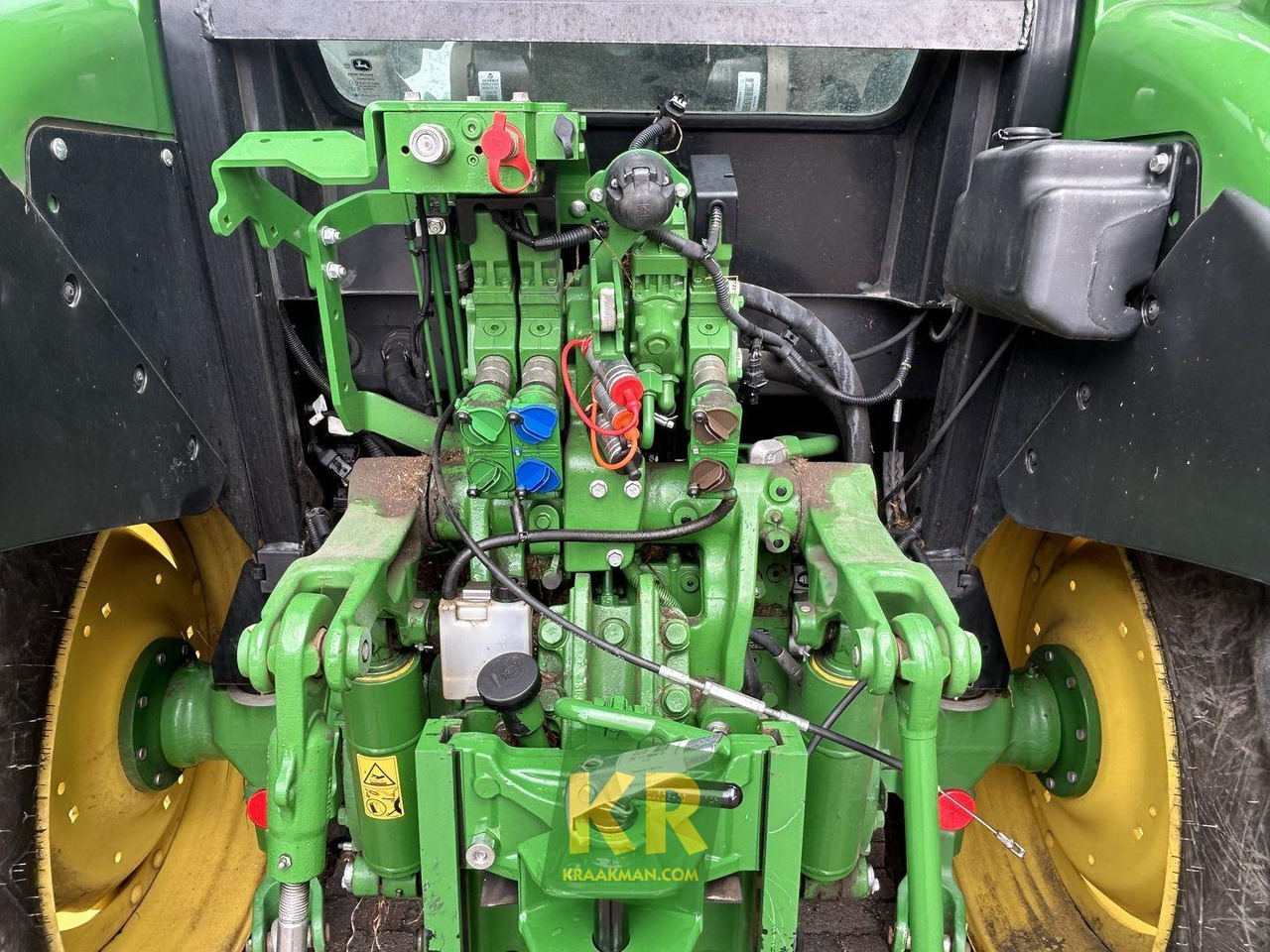 John Deere 5090R - Farm tractor: picture 4 John Deere 5090R - Farm tractor: picture 4