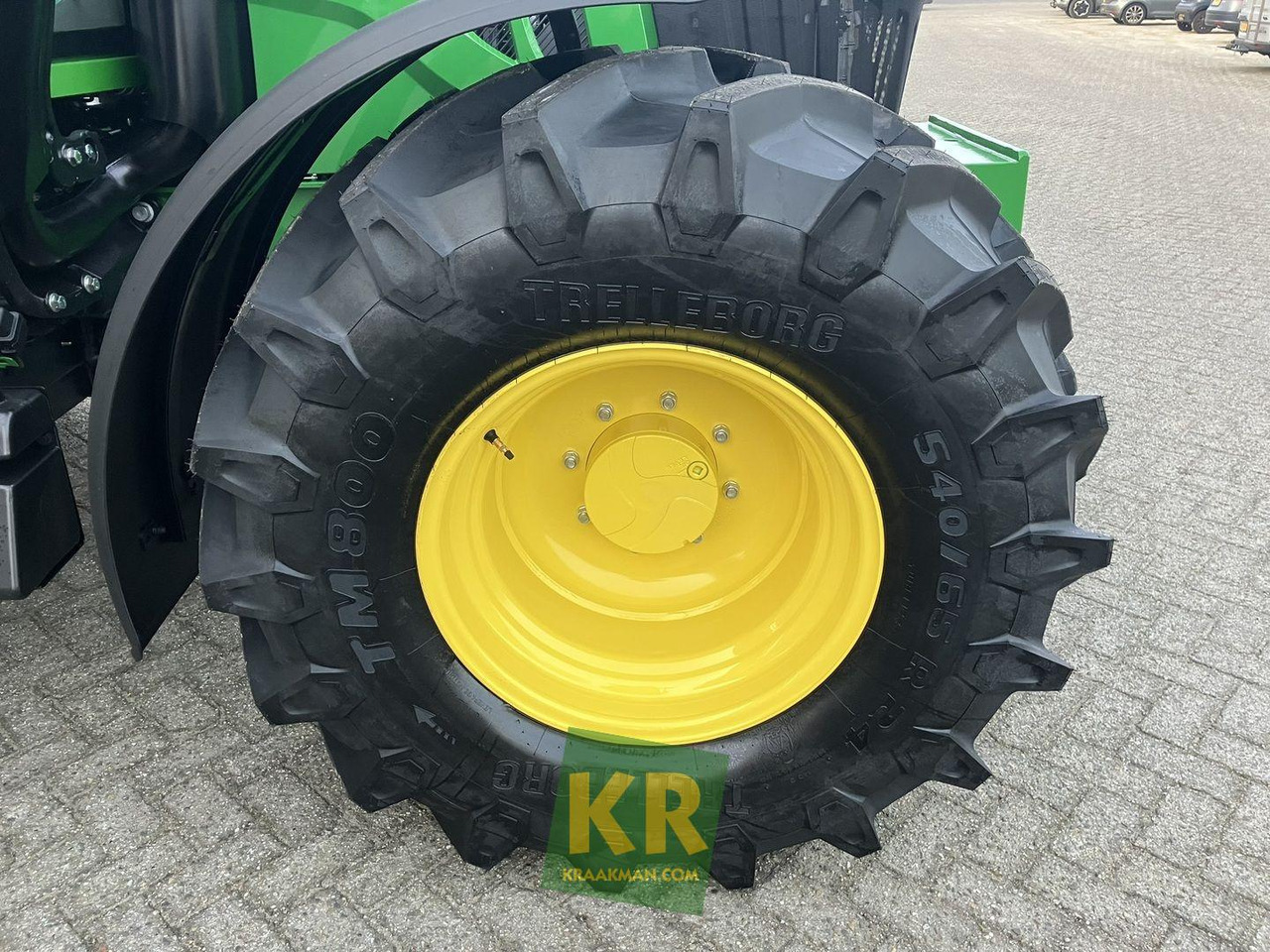 New Farm tractor John Deere 6120M: picture 8