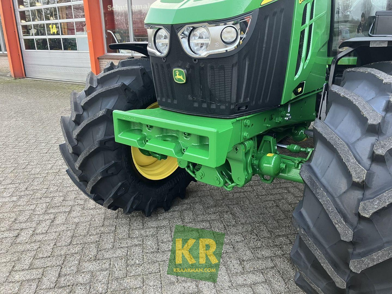 New Farm tractor John Deere 6120M: picture 7