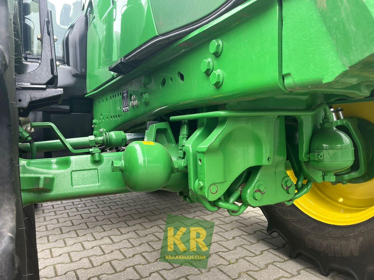 John Deere 6155M - Farm tractor: picture 4 John Deere 6155M - Farm tractor: picture 4