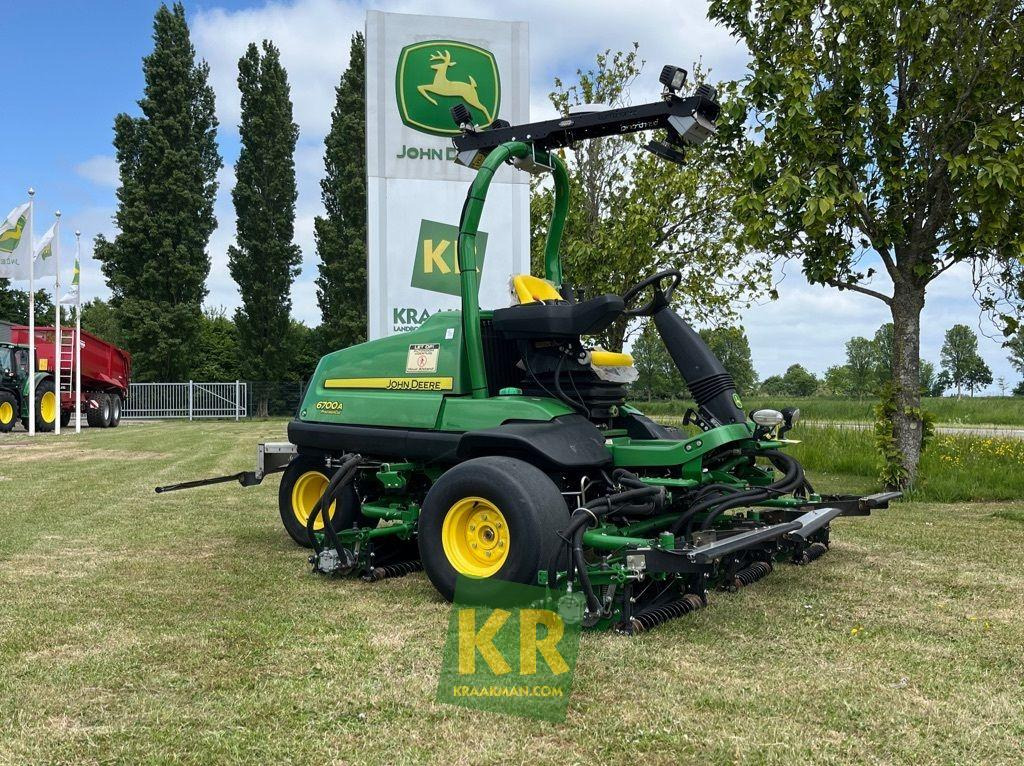 John Deere 6700A - Garden mower: picture 1 John Deere 6700A - Garden mower: picture 1