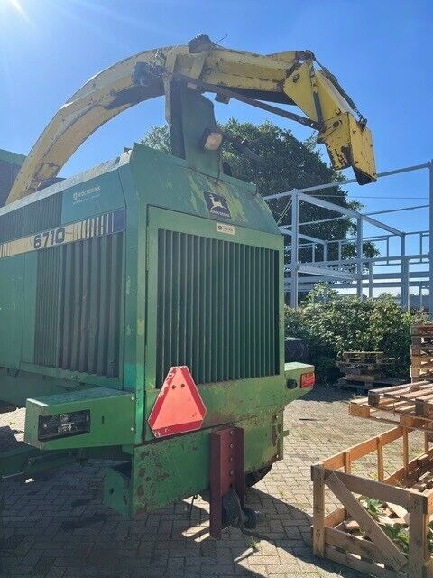 John Deere 6710 - Forage harvester: picture 2 John Deere 6710 - Forage harvester: picture 2