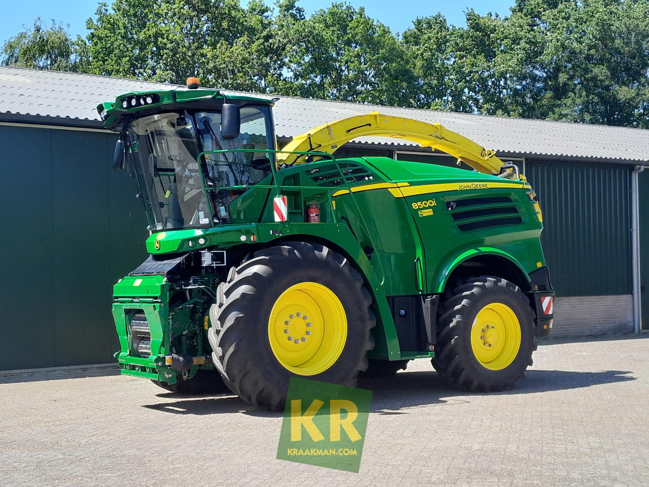 John Deere 8500 - Forage harvester: picture 1 John Deere 8500 - Forage harvester: picture 1