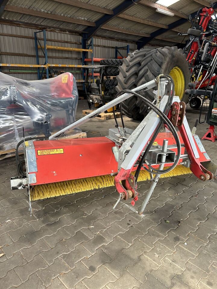 Overig Westermann - Broom: picture 3 Overig Westermann - Broom: picture 3