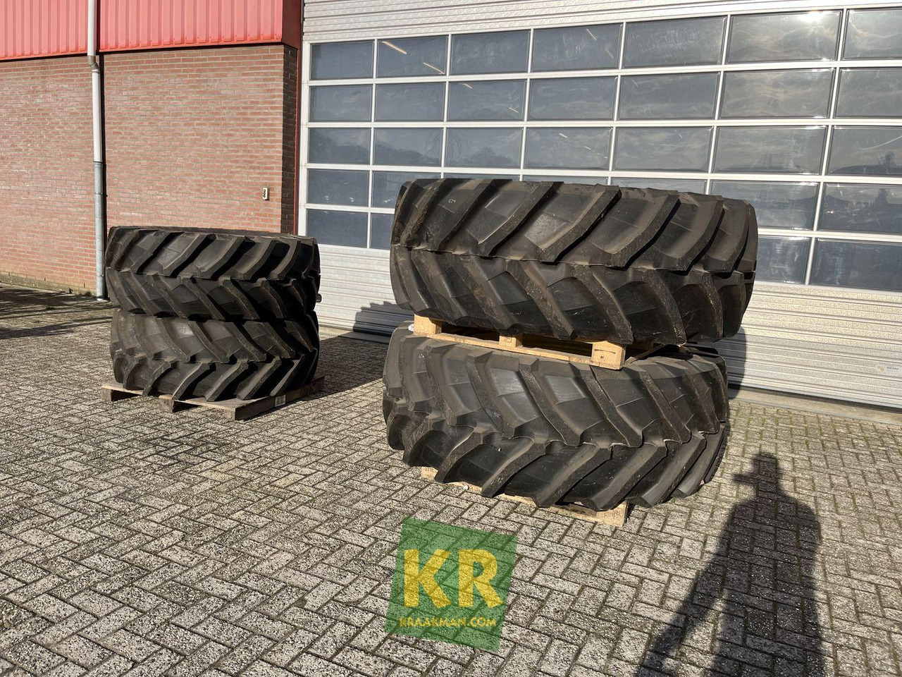 Overige banden Overige - Wheel and tire package for Agricultural machinery: picture 1 Overige banden Overige - Wheel and tire package for Agricultural machinery: picture 1