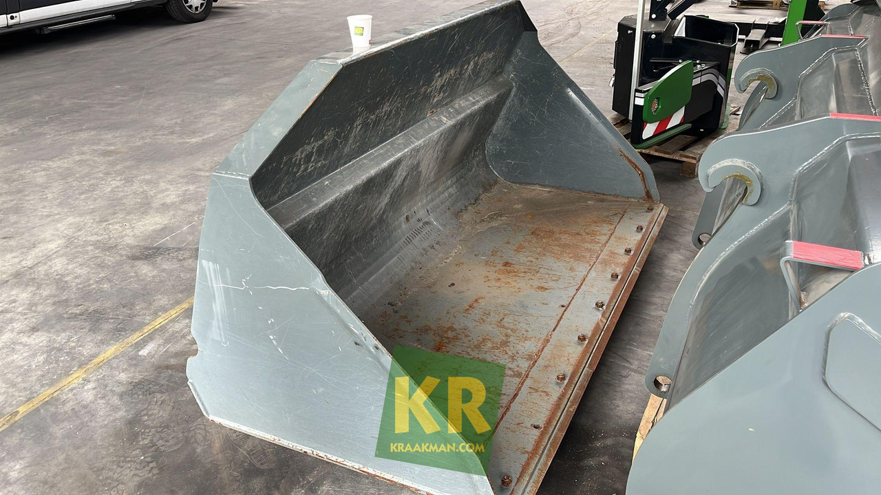 Voorzetstukken Kramer - Loader bucket: picture 2 Voorzetstukken Kramer - Loader bucket: picture 2