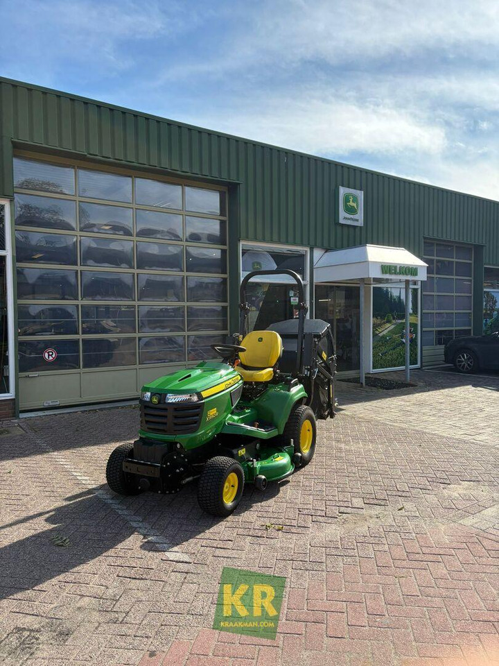 X950R John Deere - Garden mower: picture 1 X950R John Deere - Garden mower: picture 1