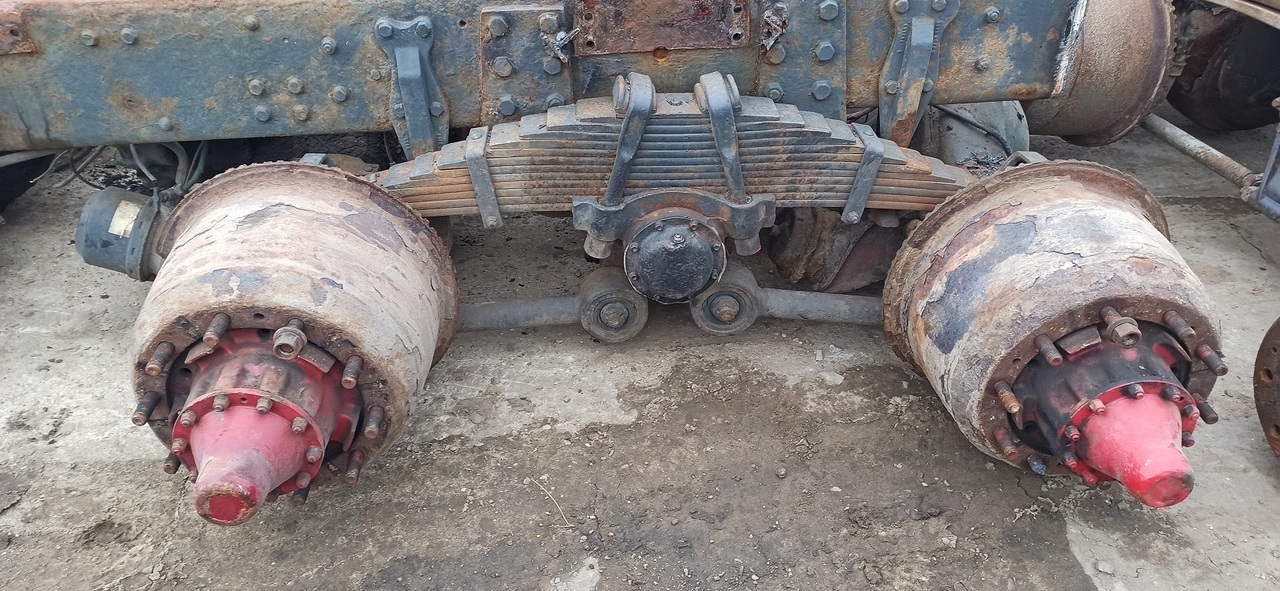 SCANIA 93 113 143 6X4 6X6 8X4 8X6 8X8 - Axle and parts for Truck: picture 1 SCANIA 93 113 143 6X4 6X6 8X4 8X6 8X8 - Axle and parts for Truck: picture 1