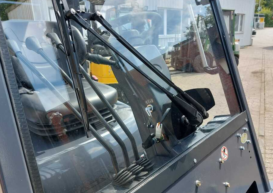 Artison PFD25.33 9L -II - Diesel forklift: picture 4 Artison PFD25.33 9L -II - Diesel forklift: picture 4