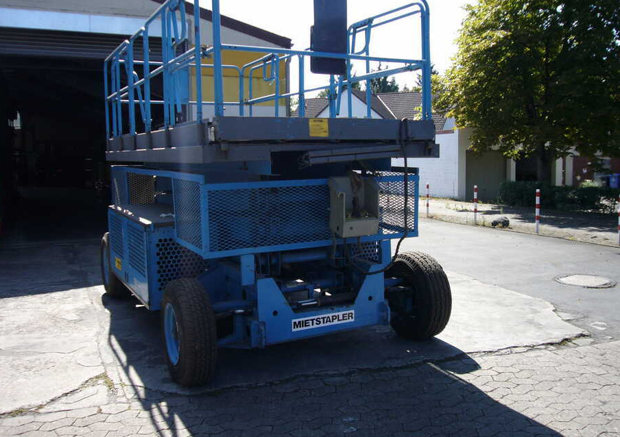 Upright LX41E - Scissor lift: picture 3 Upright LX41E - Scissor lift: picture 3