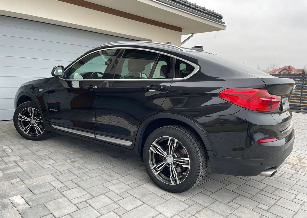 BMW X4 xDrive20d - Car: picture 3 BMW X4 xDrive20d - Car: picture 3