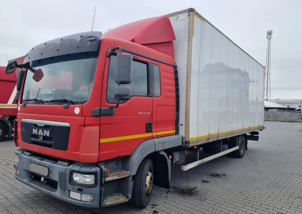 MAN TGL 12 220 - Box truck: picture 1 MAN TGL 12 220 - Box truck: picture 1