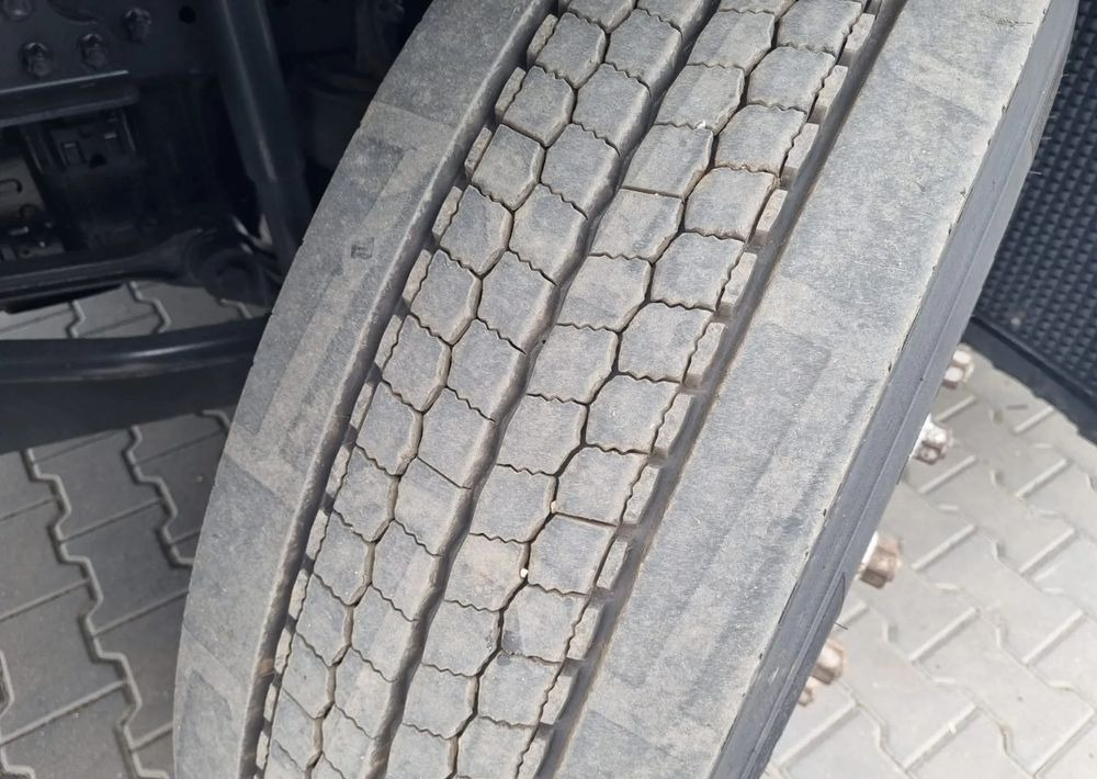 Curtainsider truck Mercedes-Benz Actros 1836: picture 8