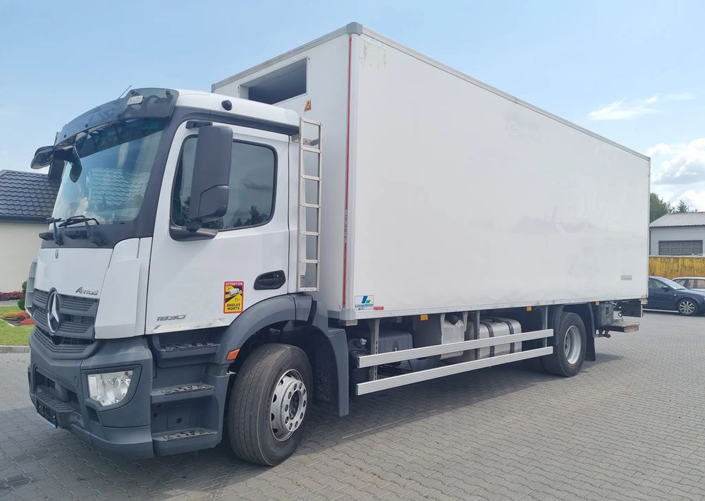 Mercedes-Benz Antos 1830 - Refrigerator truck: picture 1 Mercedes-Benz Antos 1830 - Refrigerator truck: picture 1