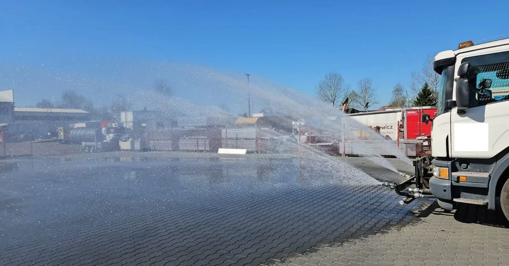 Scania SCANIA P360  Myjka drogowa - Garbage truck: picture 1 Scania SCANIA P360  Myjka drogowa - Garbage truck: picture 1