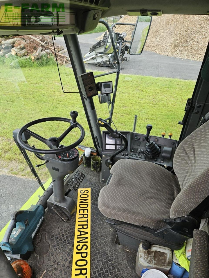 Combine harvester CLAAS Mega 370: picture 10