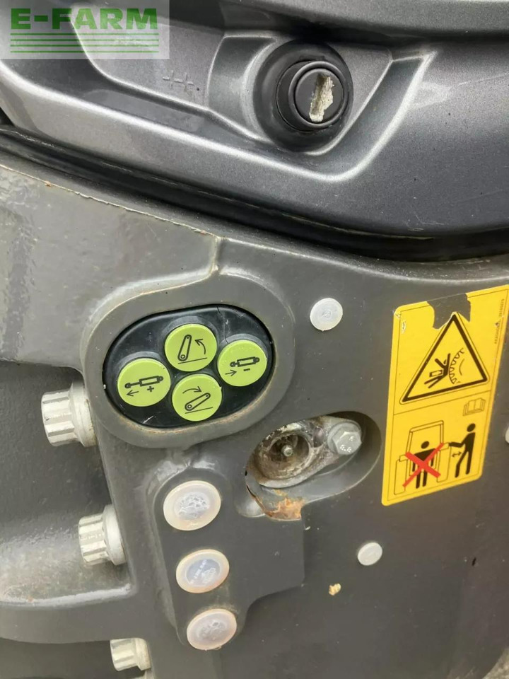 Farm tractor CLAAS axion 810 cmatic s5 cis CMATIC CIS: picture 8