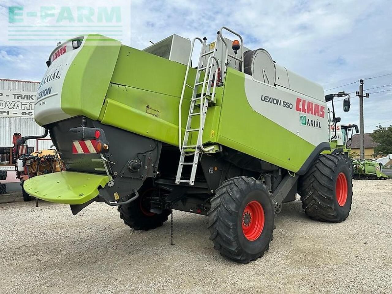 CLAAS lexion 550 - Combine harvester: picture 5 CLAAS lexion 550 - Combine harvester: picture 5